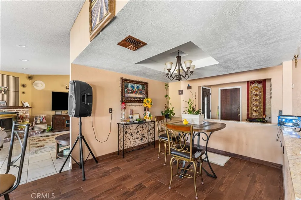 9615 E Avenue S12 Littlerock, CA 93543