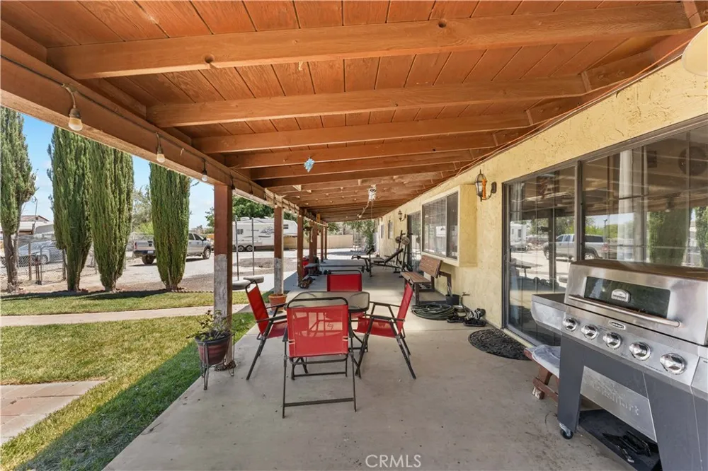 9615 E Avenue S12 Littlerock, CA 93543