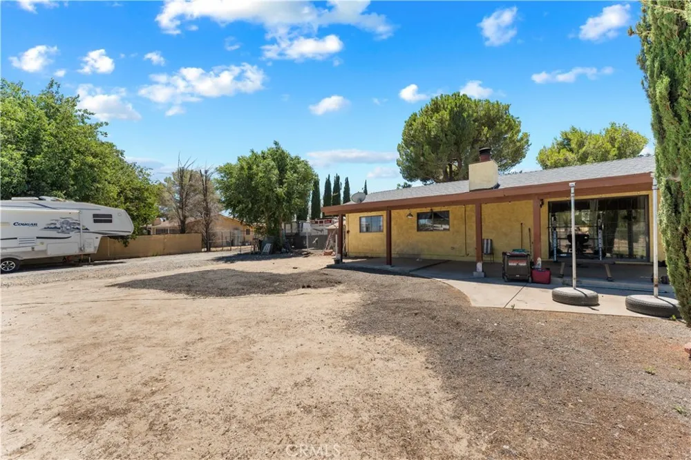 9615 E Avenue S12 Littlerock, CA 93543