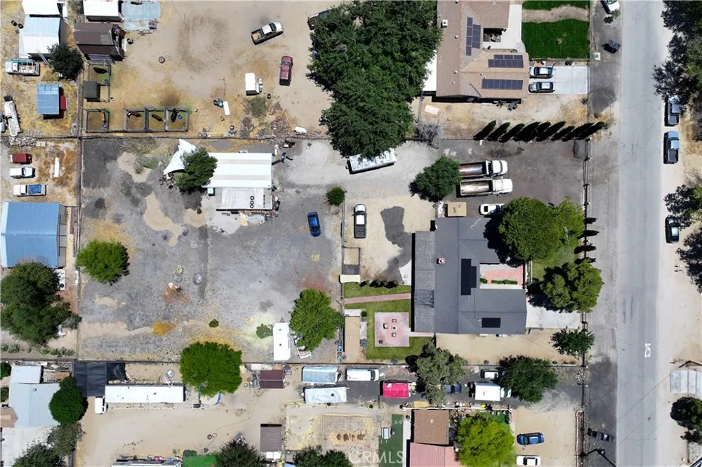 9615 E Avenue S12 Littlerock, CA 93543