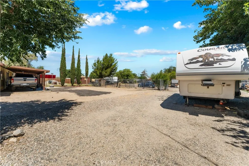 9615 E Avenue S12 Littlerock, CA 93543