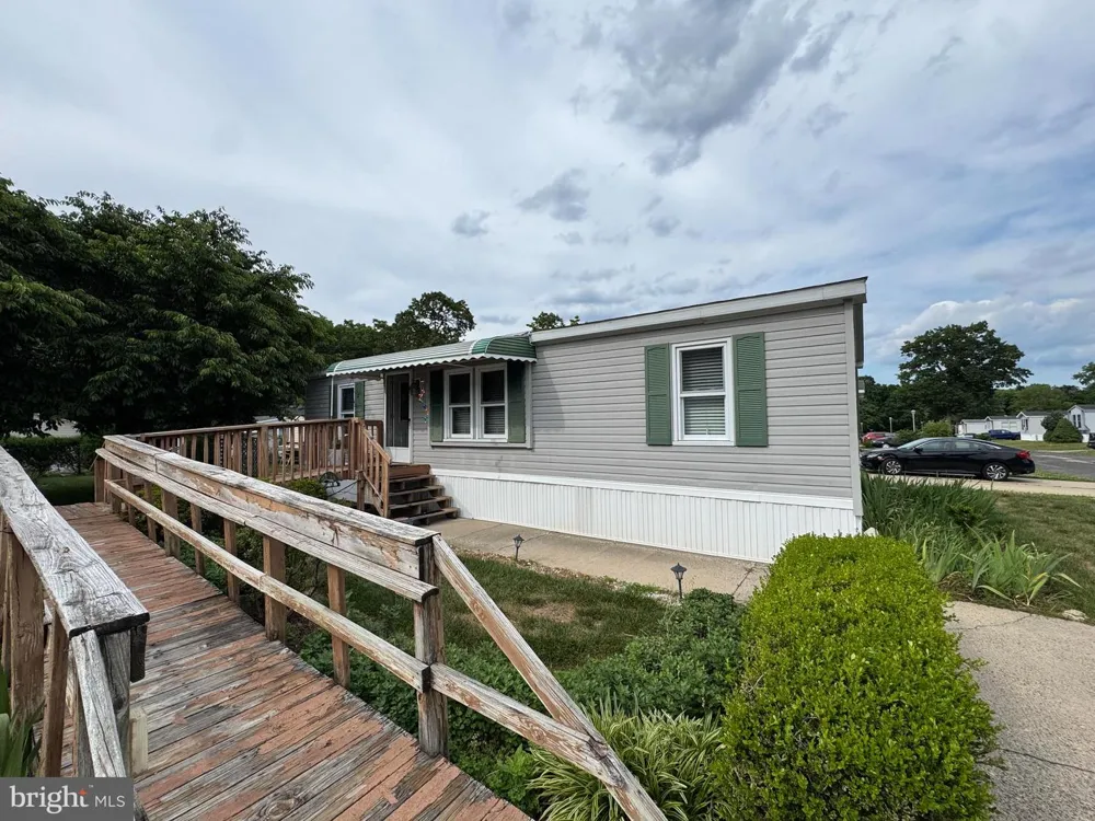5 TARA DRIVE Browns Mills, NJ 08015
