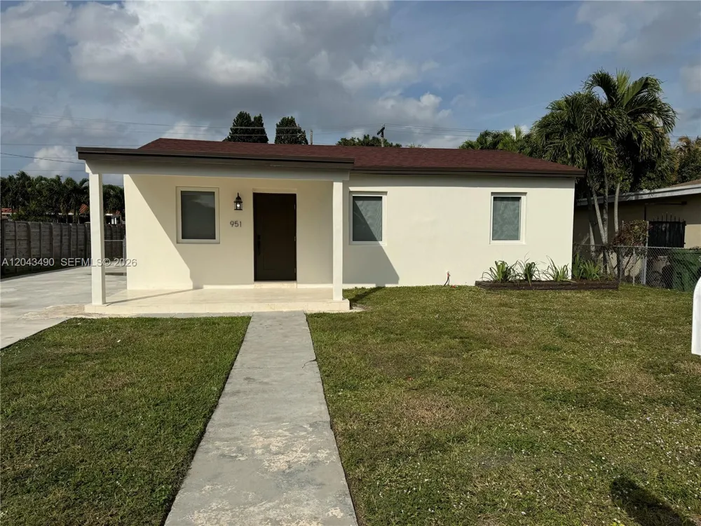 951 E 32nd St Hialeah, FL 33013