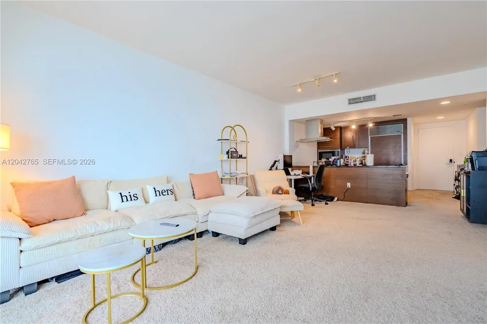 495 Brickell Ave #4609 Miami, FL 33131