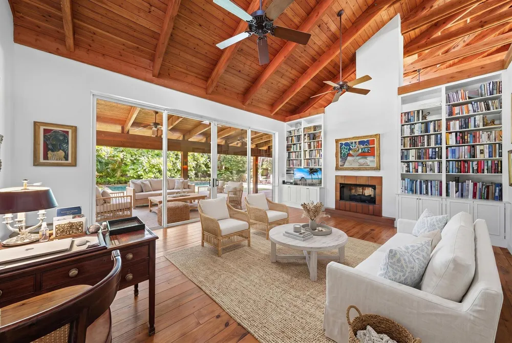 6 La Costa Way Palm Beach, FL 33480