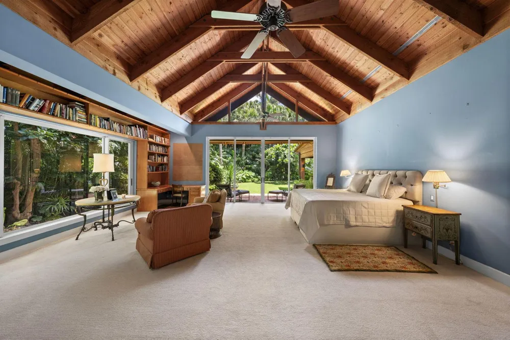 6 La Costa Way Palm Beach, FL 33480