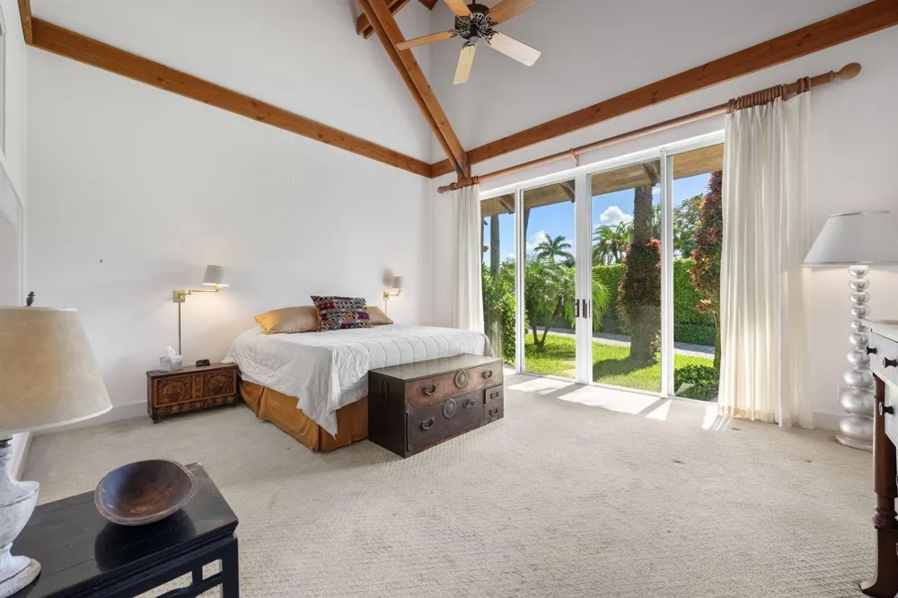 6 La Costa Way Palm Beach, FL 33480