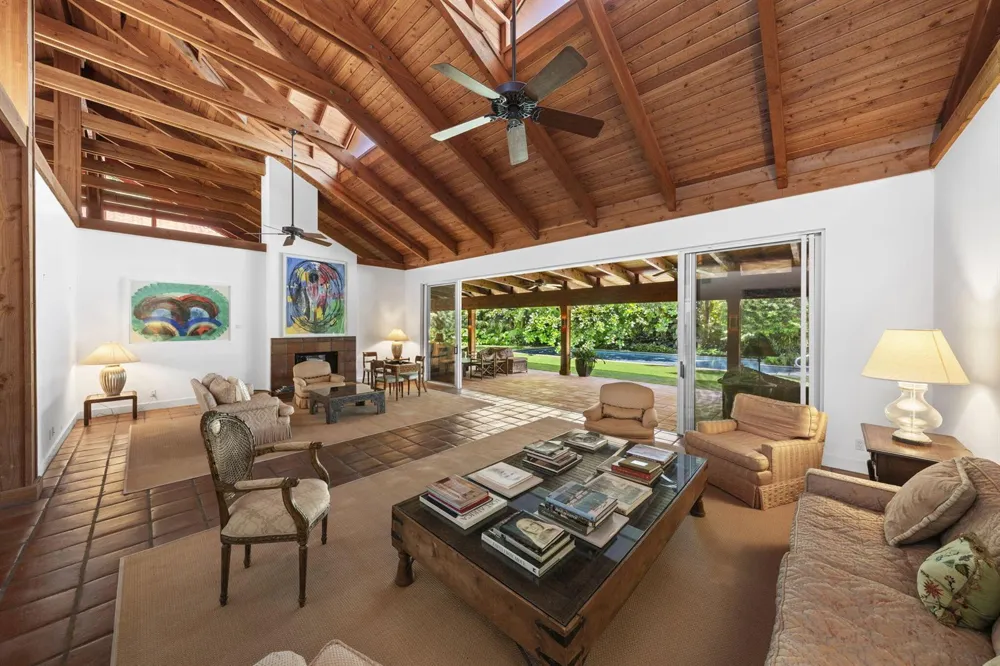 6 La Costa Way Palm Beach, FL 33480