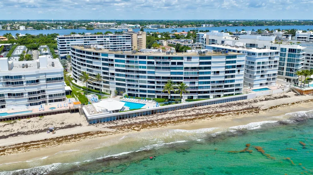 3589 S Ocean Boulevard #30 South Palm Beach, FL 33480