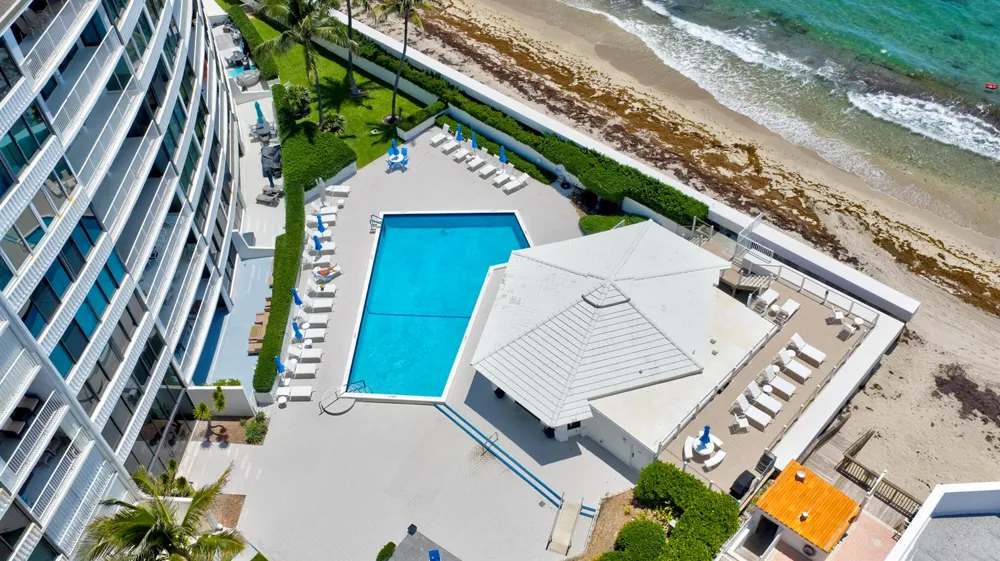 3589 S Ocean Boulevard #30 South Palm Beach, FL 33480