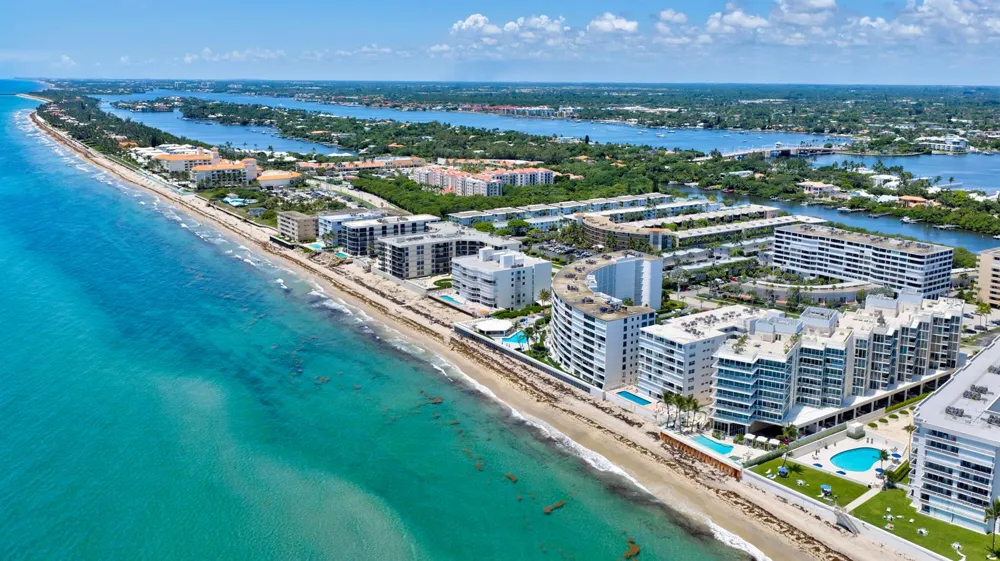 3589 S Ocean Boulevard #30 South Palm Beach, FL 33480