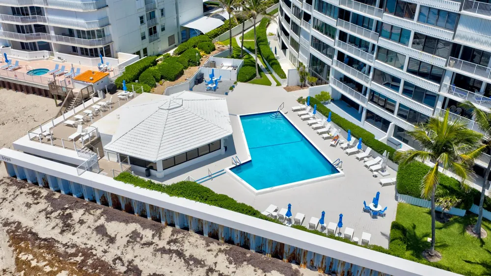 3589 S Ocean Boulevard #30 South Palm Beach, FL 33480