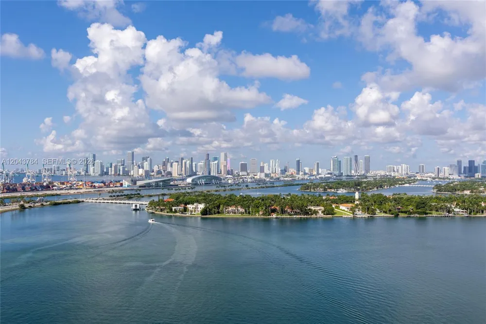 540 West Ave #2311 Miami Beach, FL 33139