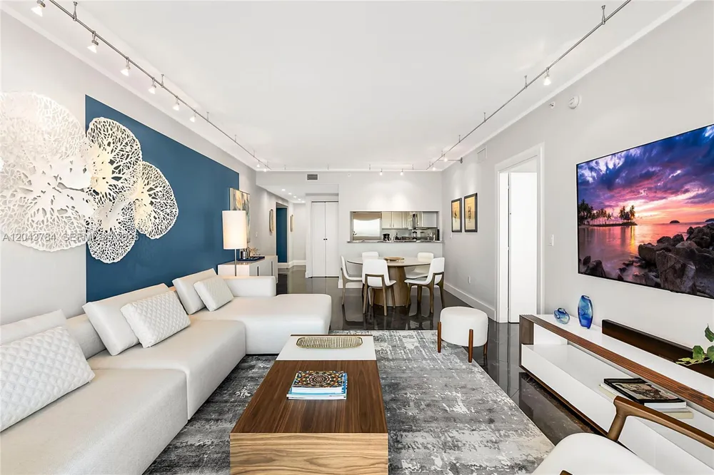 540 West Ave #2311 Miami Beach, FL 33139
