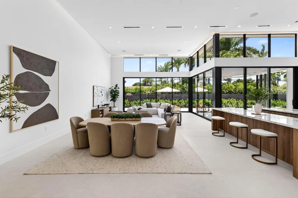 2717 NE 33rd Street Fort Lauderdale, FL 33306