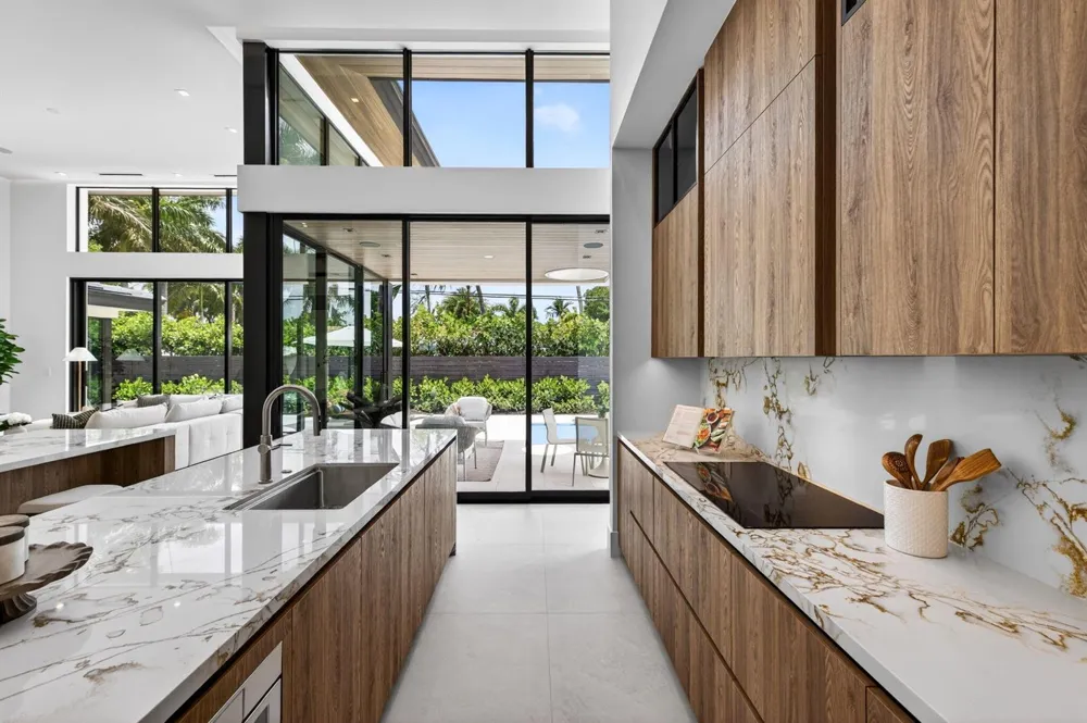 2717 NE 33rd Street Fort Lauderdale, FL 33306