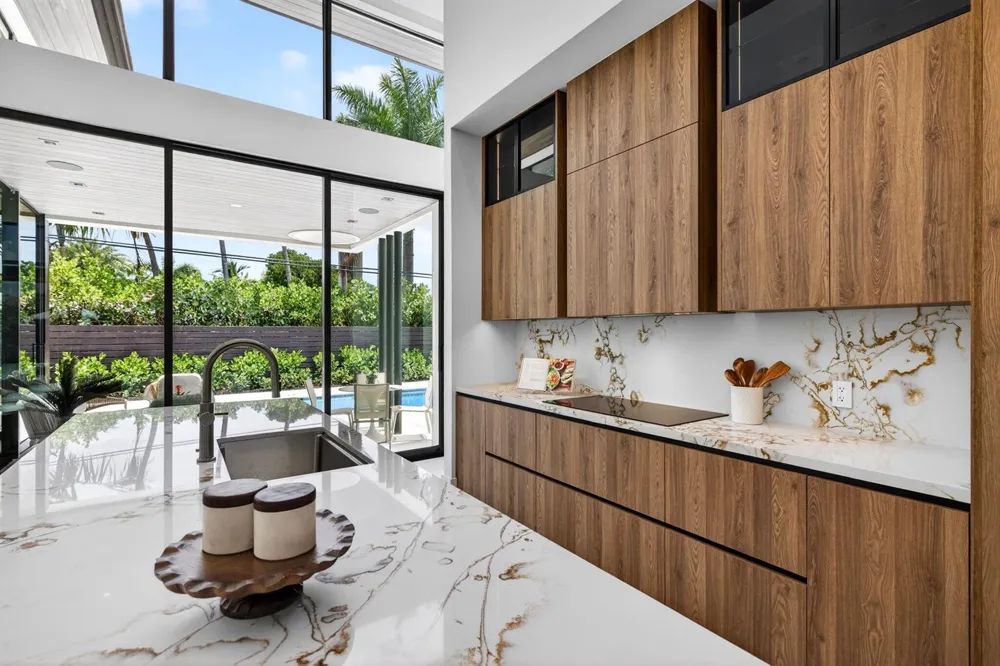 2717 NE 33rd Street Fort Lauderdale, FL 33306