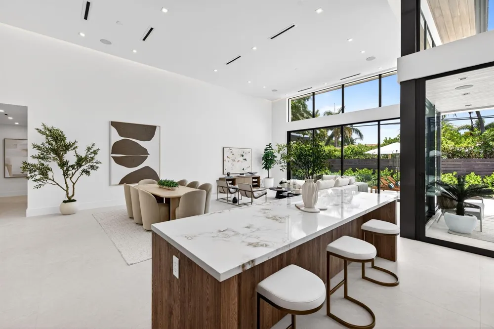 2717 NE 33rd Street Fort Lauderdale, FL 33306