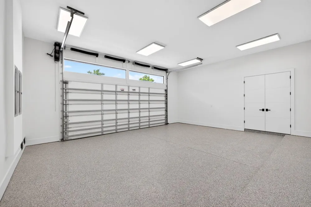 2717 NE 33rd Street Fort Lauderdale, FL 33306
