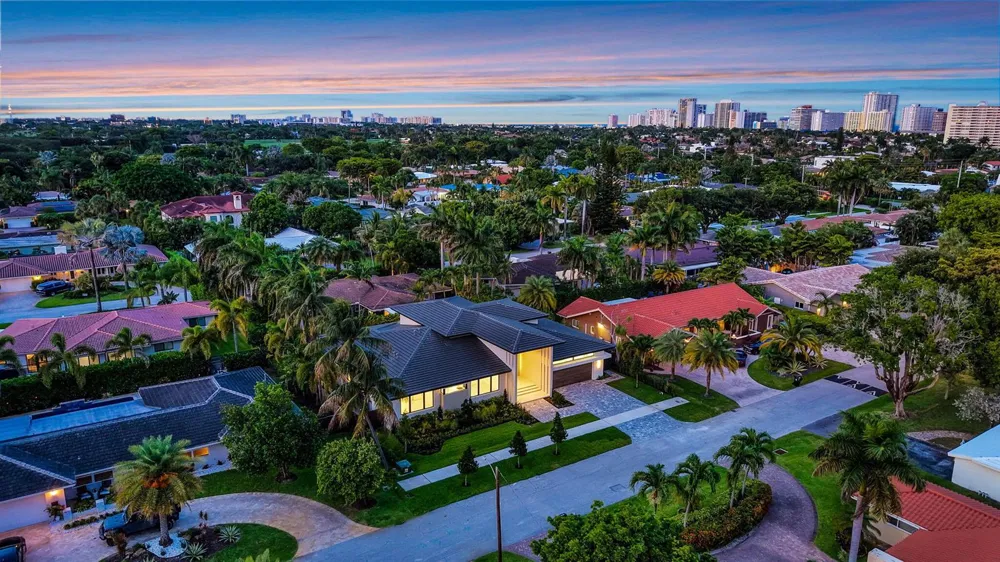 2717 NE 33rd Street Fort Lauderdale, FL 33306