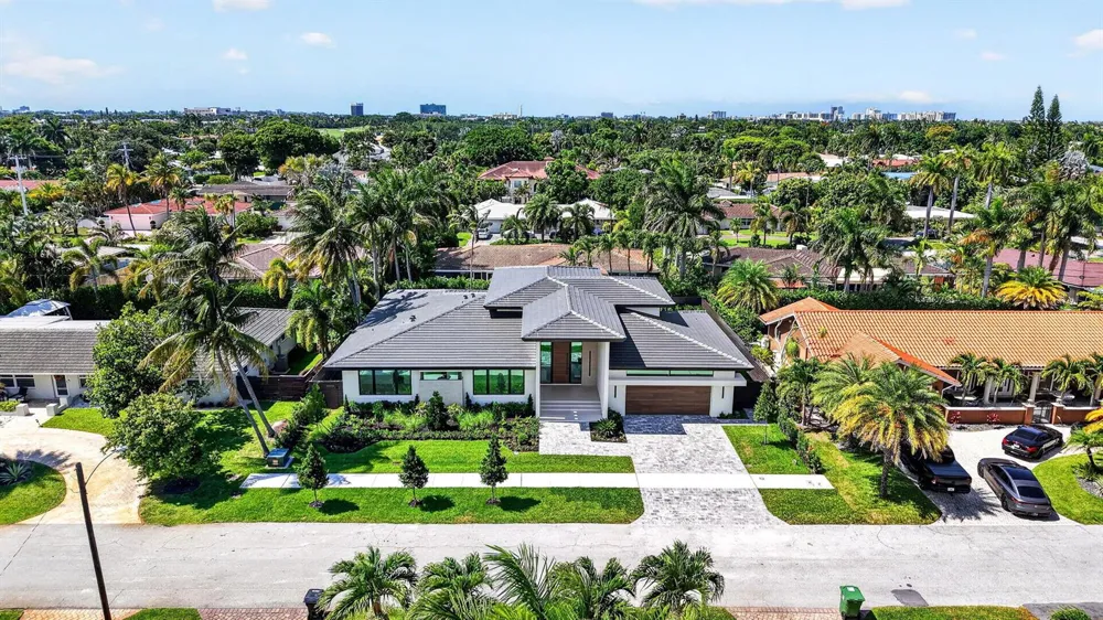 2717 NE 33rd Street Fort Lauderdale, FL 33306