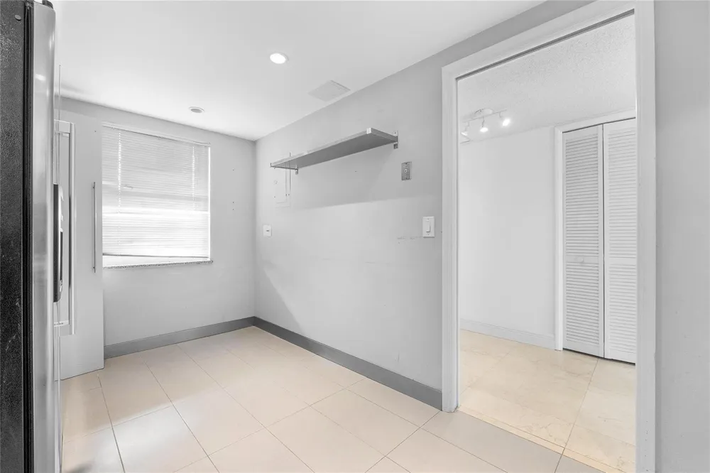 535 Oaks Drive #508 Pompano Beach, FL 33069