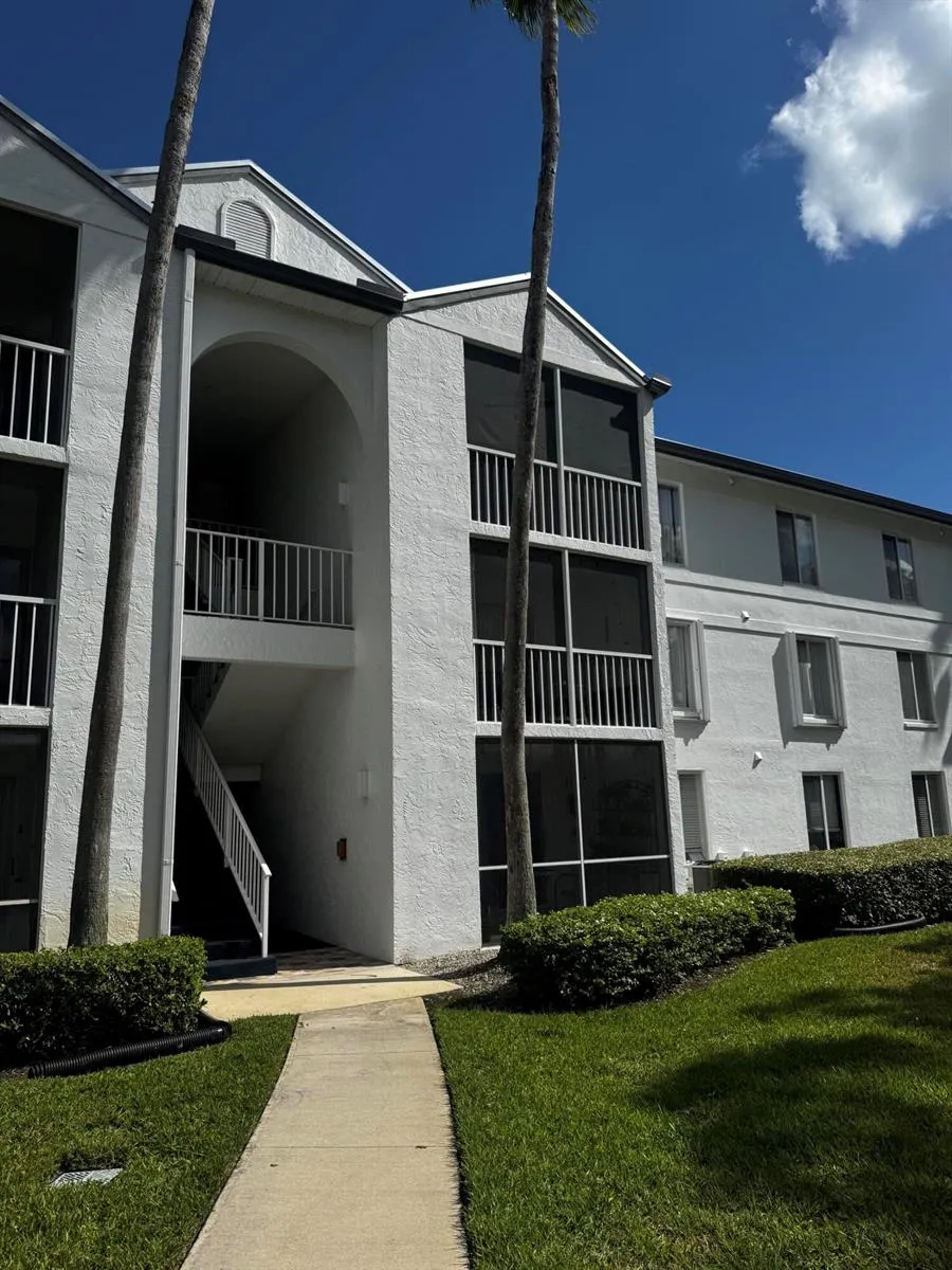 2502 SE Anchorage Cove #G-3 
