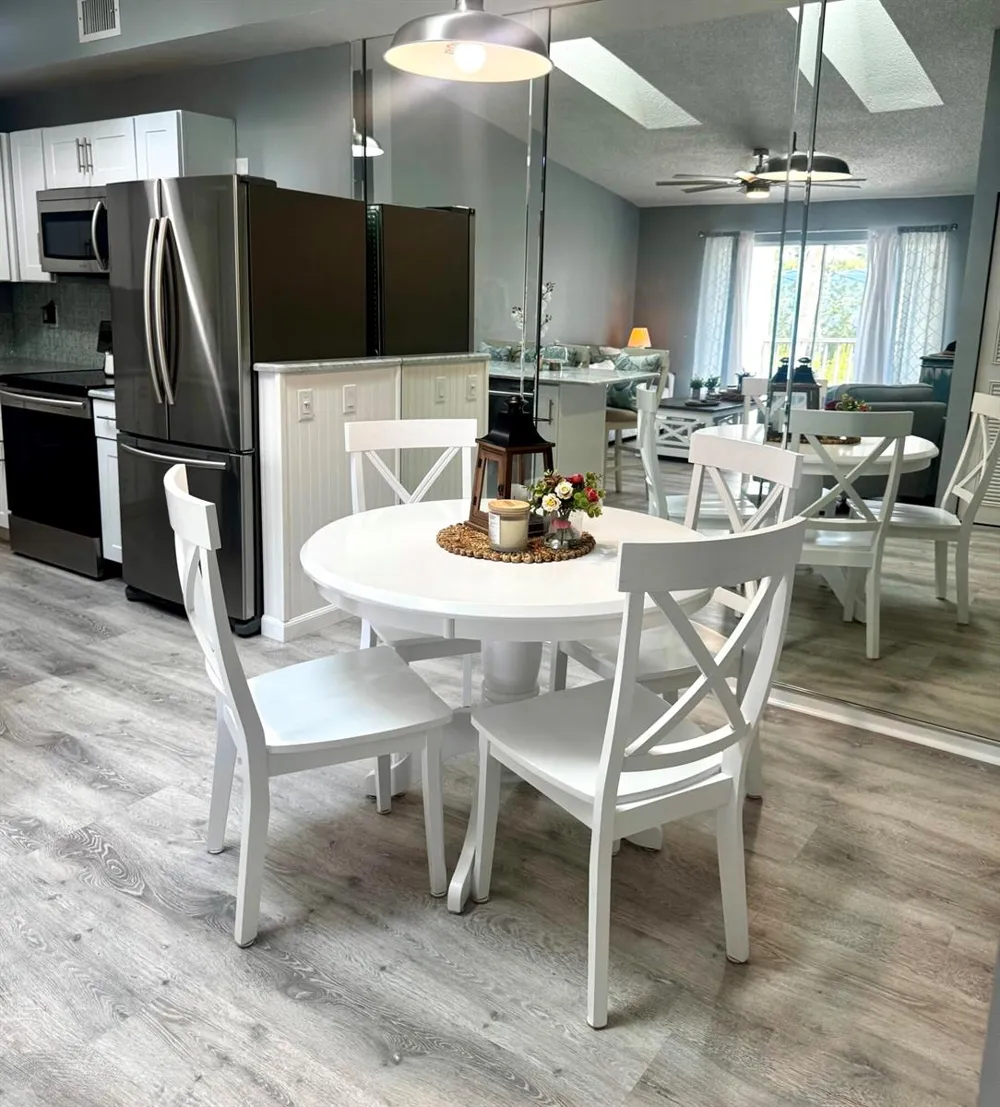 2502 SE Anchorage Cove #G-3 