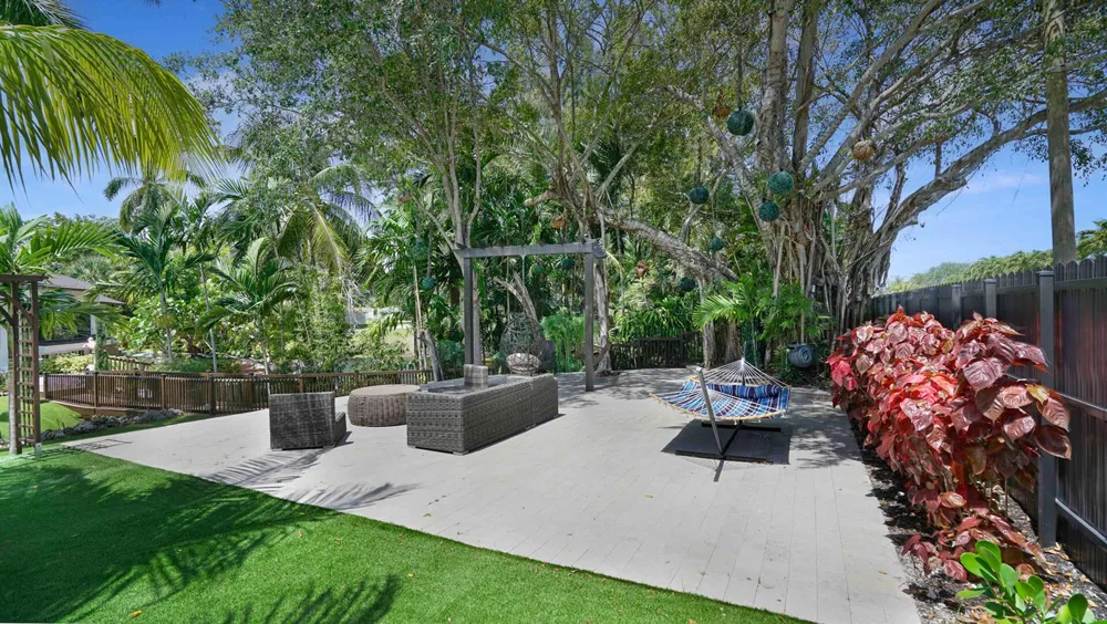 2249 Lazy Lane Lazy Lake, FL 33305