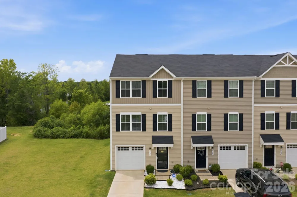 6121 Cutwater Circle Charlotte, NC 28269
