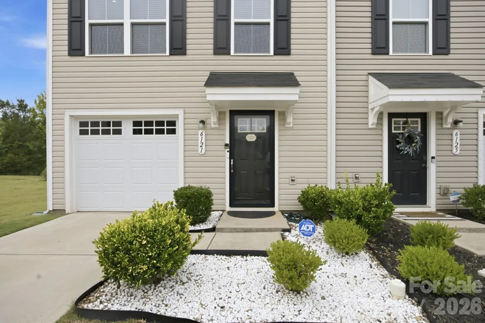 6121 Cutwater Circle Charlotte, NC 28269