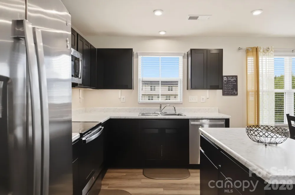 6121 Cutwater Circle Charlotte, NC 28269