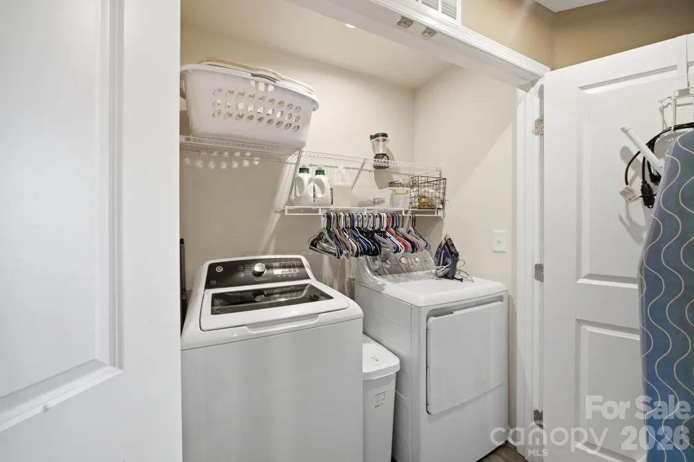 6121 Cutwater Circle Charlotte, NC 28269