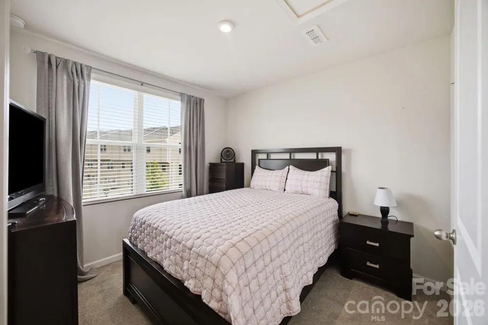 6121 Cutwater Circle Charlotte, NC 28269