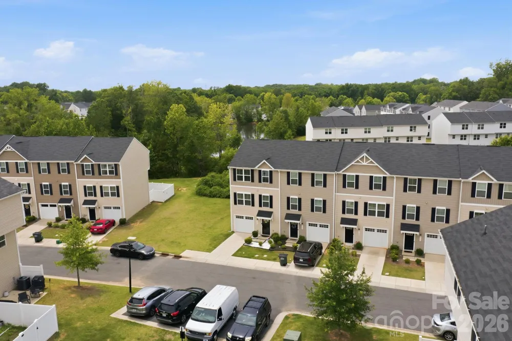 6121 Cutwater Circle Charlotte, NC 28269