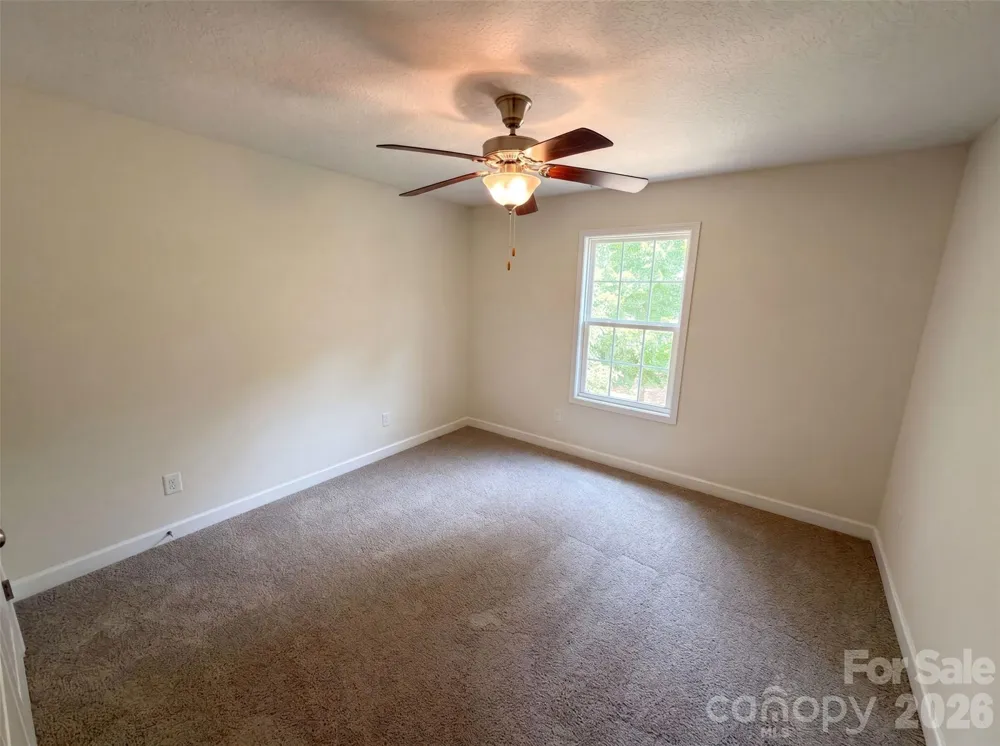 494 Hall Spencer Road Catawba, SC 29704