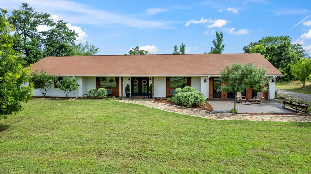 2458 FM 2752 Athens, TX 75752