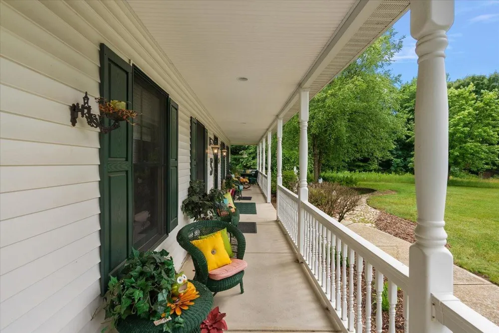 8236 Alpine Avenue NW Sparta, MI 49345