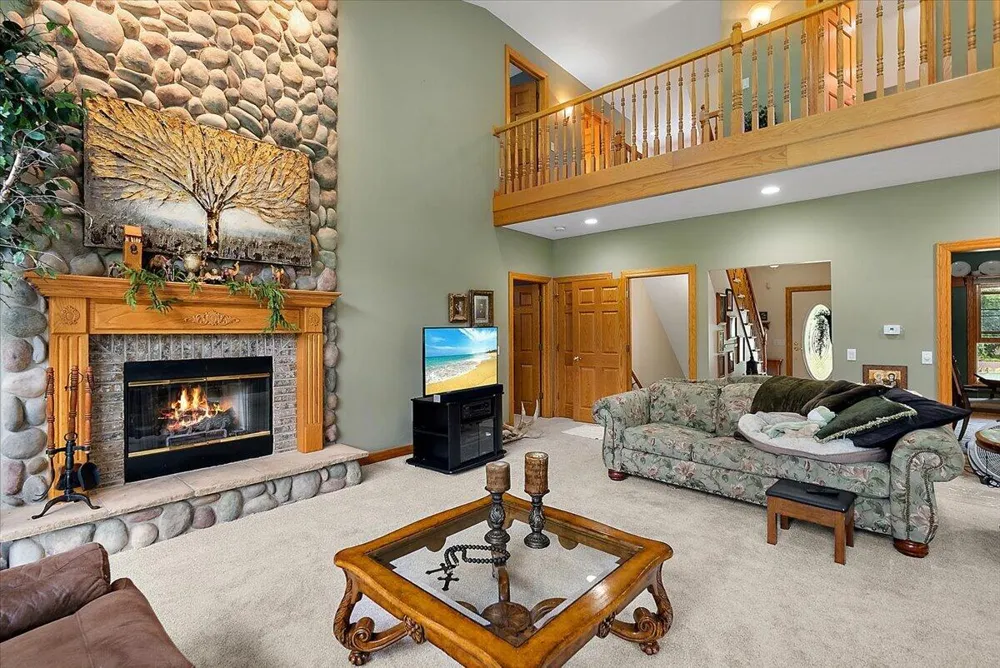 8236 Alpine Avenue NW Sparta, MI 49345
