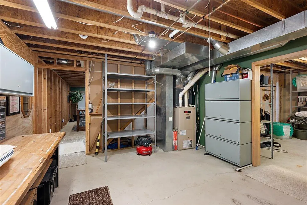 8236 Alpine Avenue NW Sparta, MI 49345