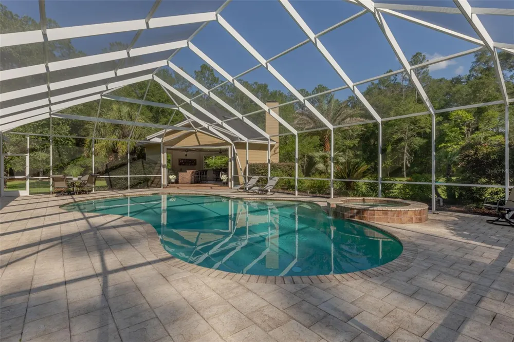 19103 NW 72ND AVENUE Alachua, FL 32615