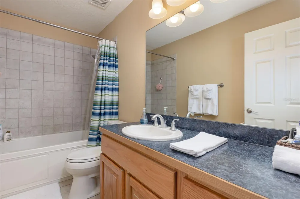 19103 NW 72ND AVENUE Alachua, FL 32615