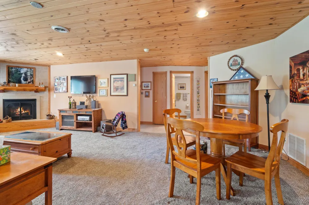 3753 Keene Creek Lane Hermantown, MN 55811