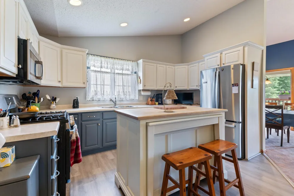 3753 Keene Creek Lane Hermantown, MN 55811