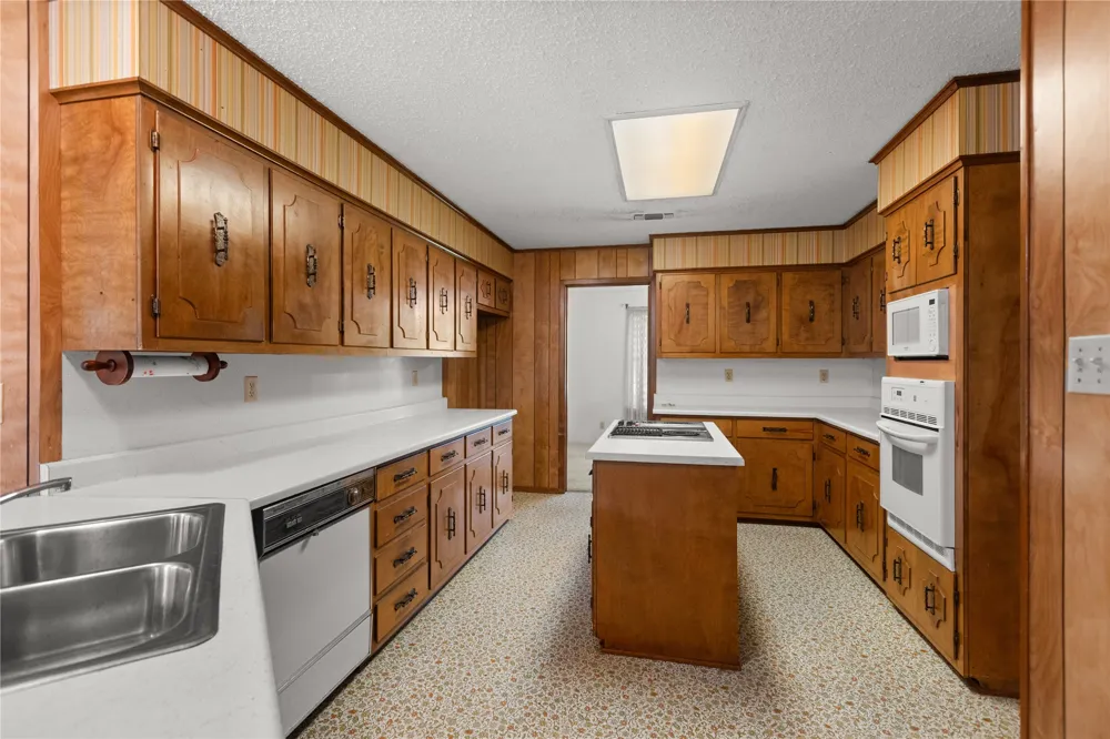 209 Harrison Street Roxton, TX 75477