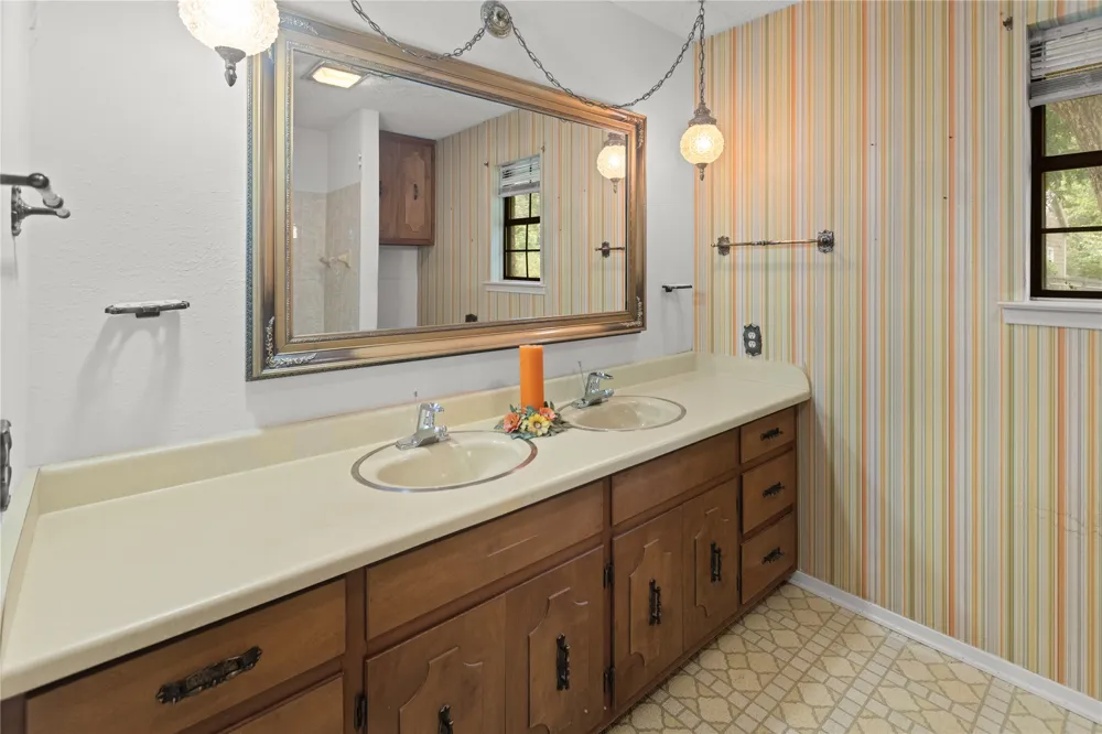 209 Harrison Street Roxton, TX 75477