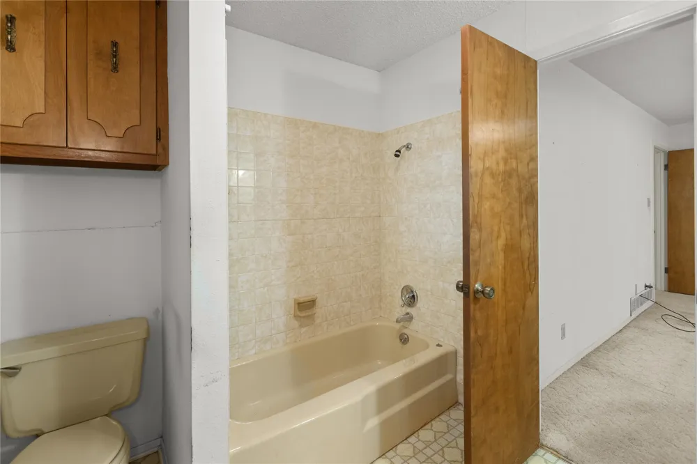 209 Harrison Street Roxton, TX 75477