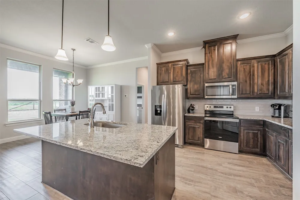 2230 County Road 2360 Decatur, TX 76234
