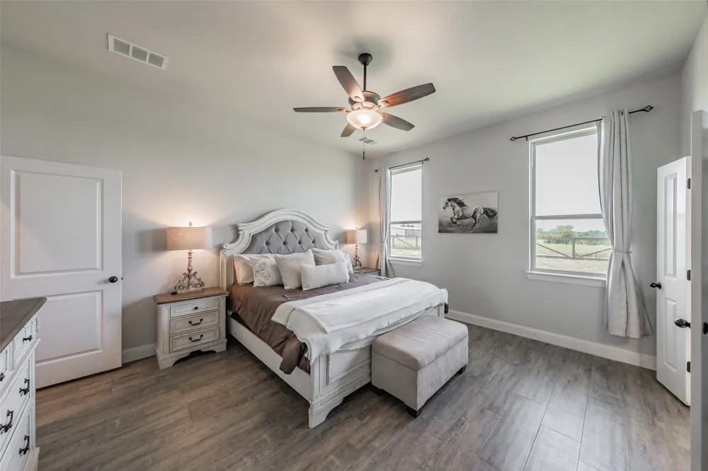 2230 County Road 2360 Decatur, TX 76234