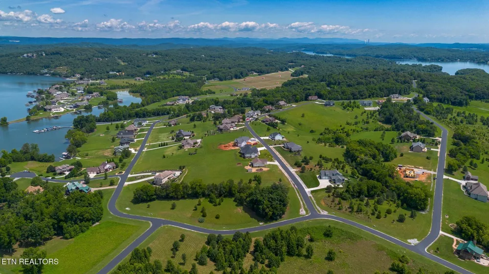 503 W Shore Drive Rockwood, TN 37854